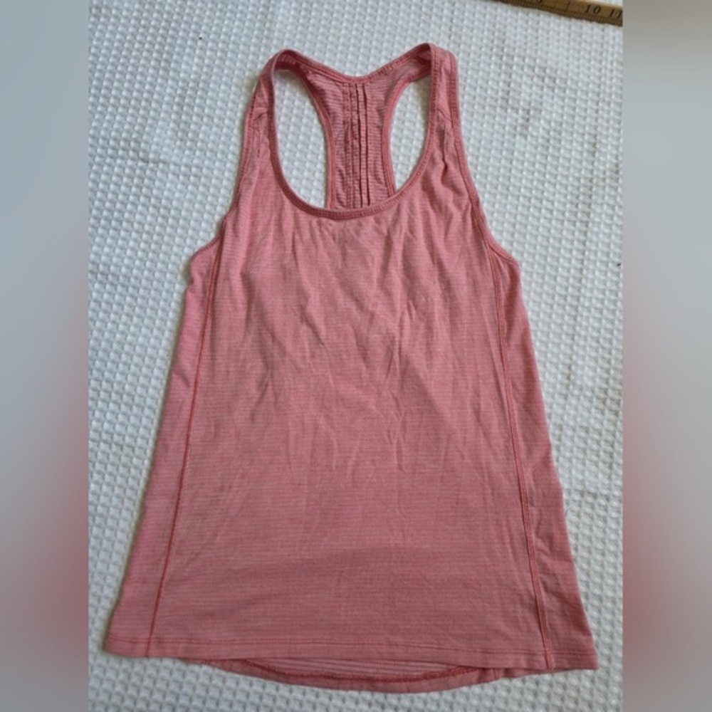 Lululemon Athletica Pink Fitted Sleeveless Tank Top